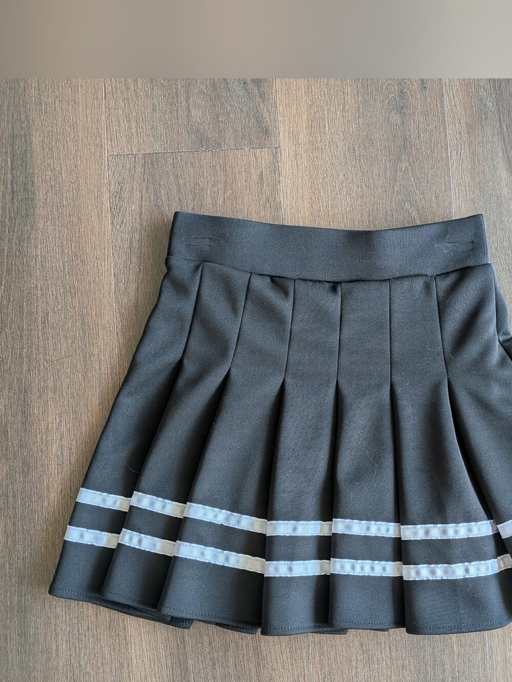 Spirit Halloween sz. S black cheerleader skirt